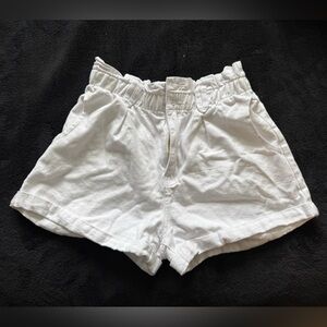 SHEIN White Denim Paperbag Shorts Size Large